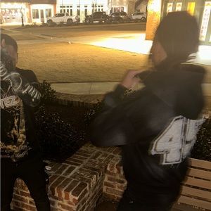 Meet your Posher, Landen